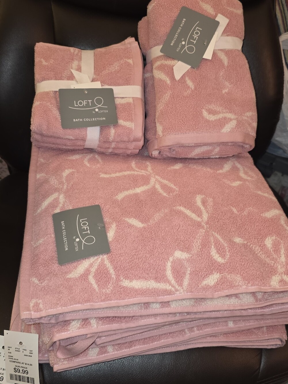 LOFT Pink Bow-Pattern Towel Set Reversible